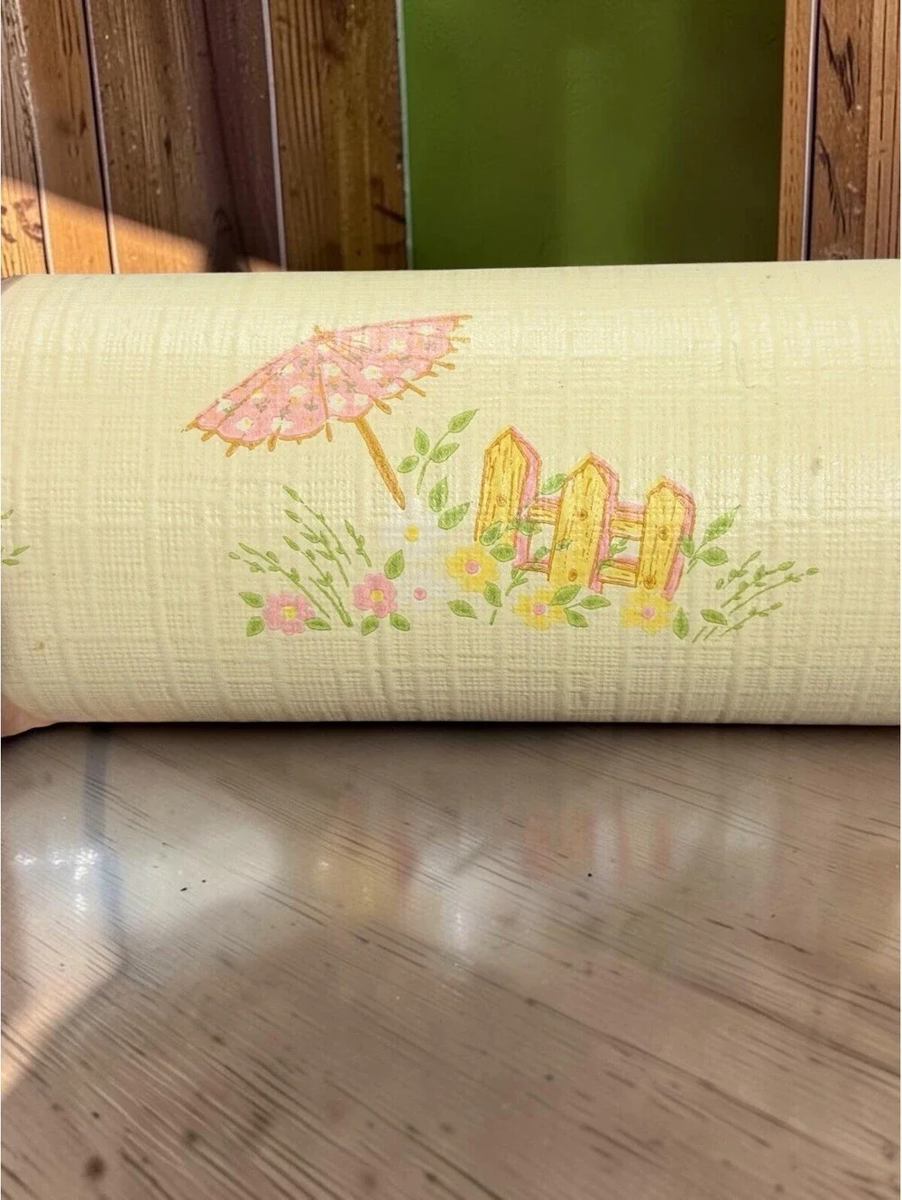 Vintage Norwall Kids Fun & Easy Wallpaper 70s Strawberry Shortcake Holly Hobby
